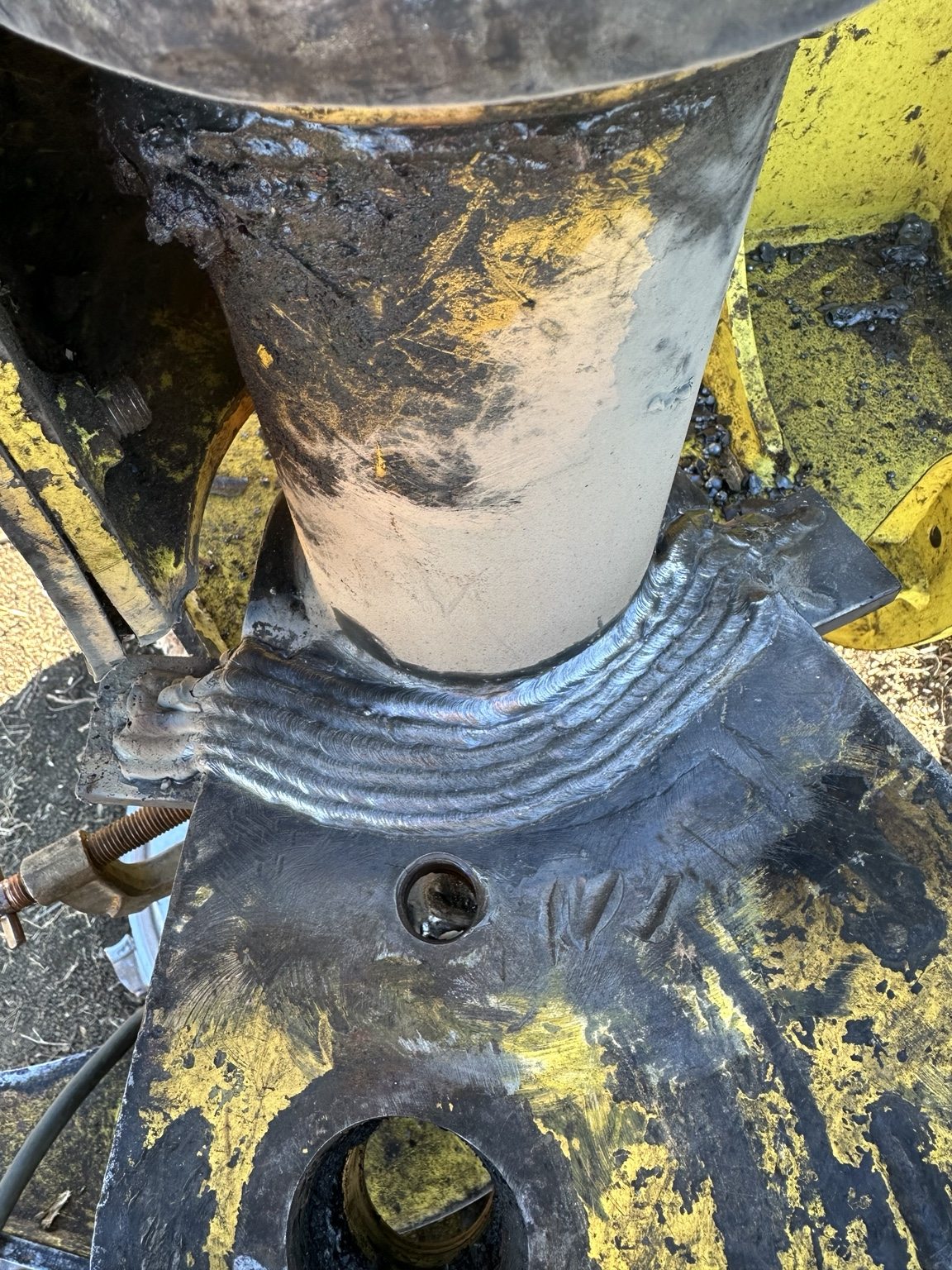 Multi-pass weld repair on heavy equipment